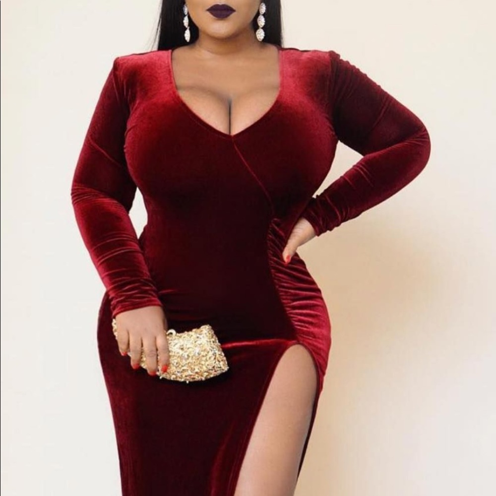 Fashion nova velvet dress in the color wine